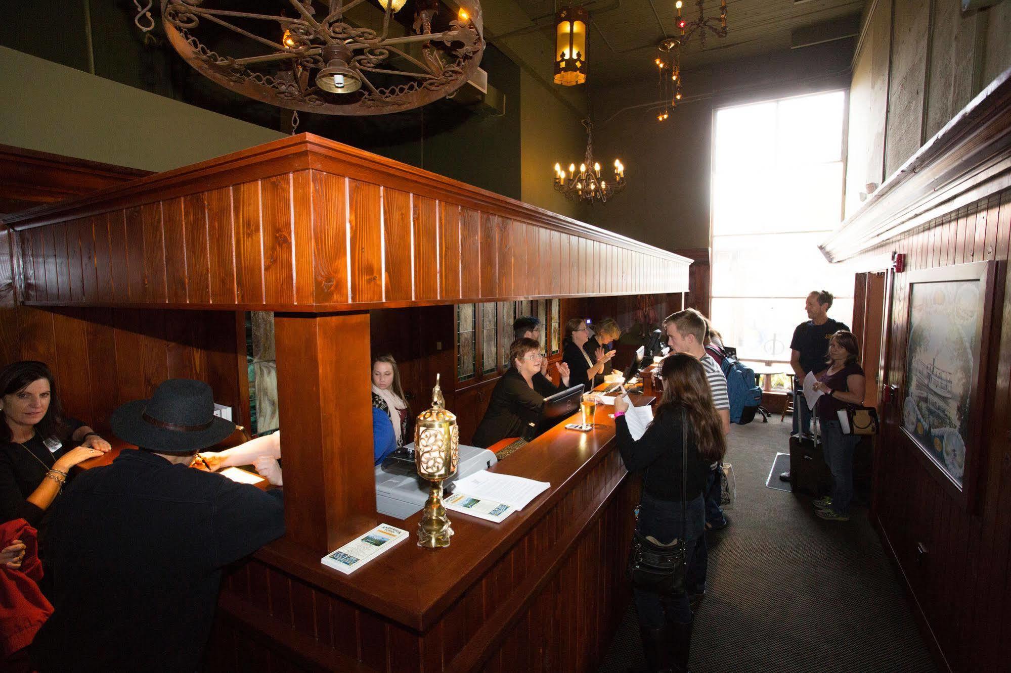 Hotel Mcmenamins Anderson School Bothell Exteriér fotografie